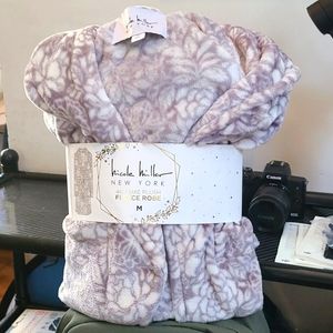 Nicole Miller NEW YORK 46" Luxe Plush FLEECE ROBE